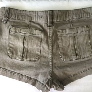 Forever 21 Stretch denim shorts M